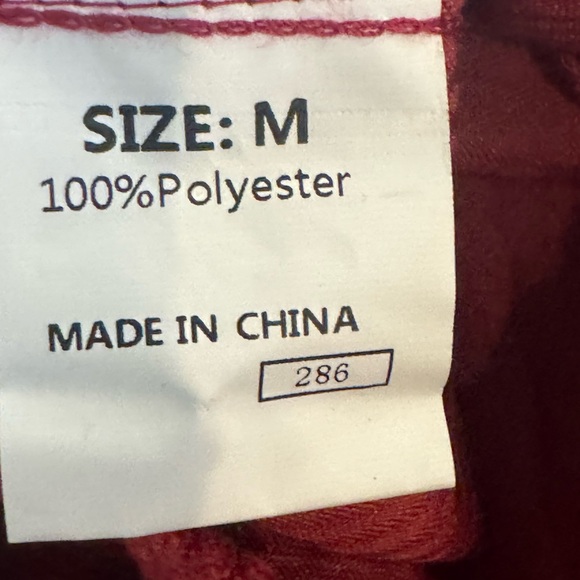 NWOT ZOLUCKY Corduroy Long Sleeve Button Down Shacket in Wine, Size Medium - Picture 8 of 9